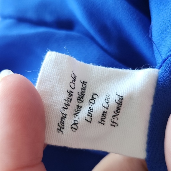 MINE Royal blue sleveless  top Sz M - Picture 13 of 13